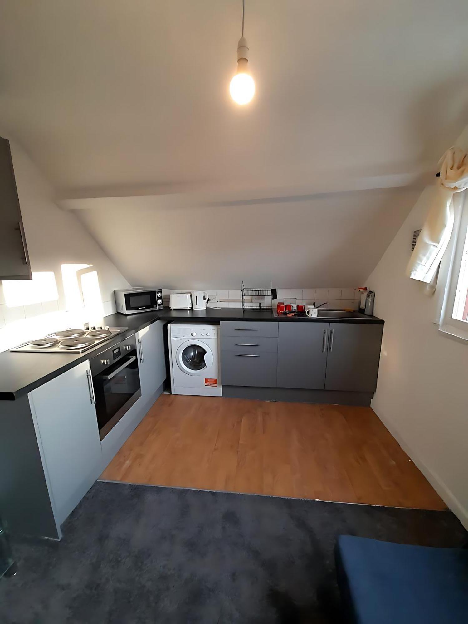 Entire Victoria Park Cardiff Apartment With Free Street Parking Bus 17 And 18 Direct To Cardiff City Centre, Fast Free Wi-Fi Dış mekan fotoğraf